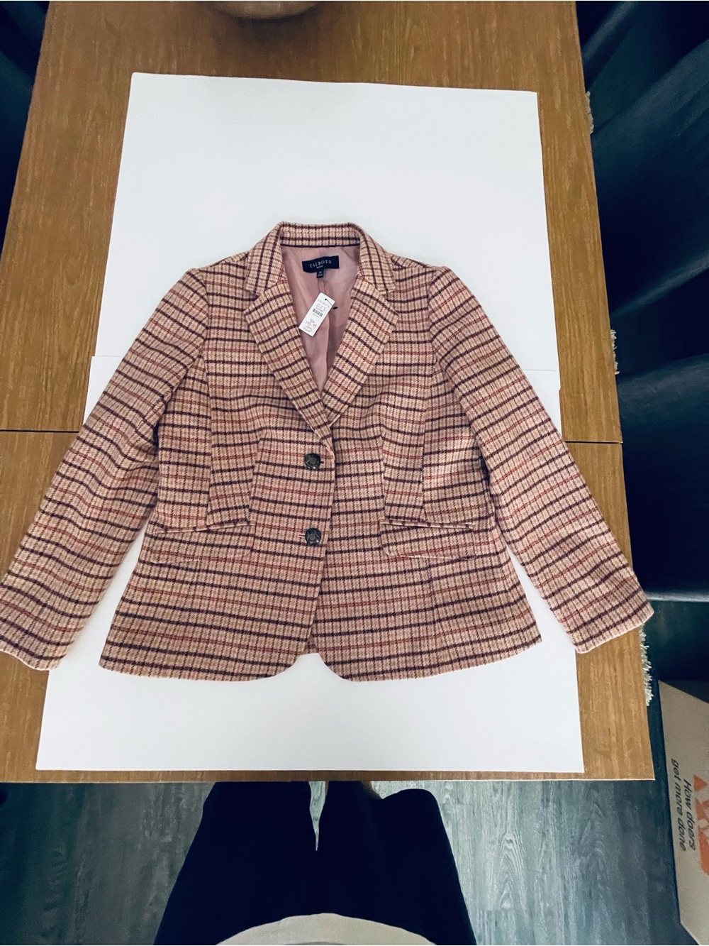 New Talbot Petite lady’s blazer in tans and browns. Size 10 Petite